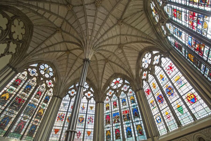 London: Westminster Abbey Guided Tour - The coronation site and Coronation Chair