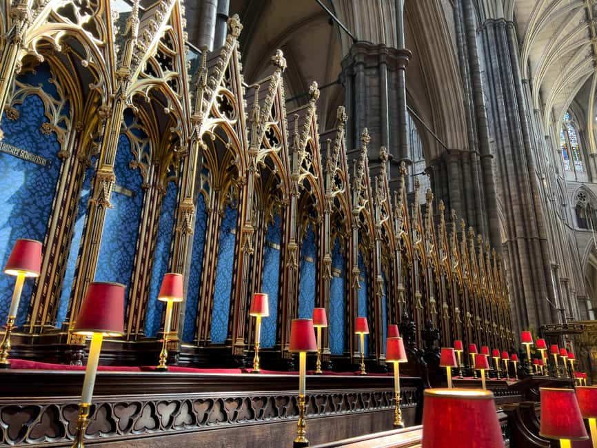 London: Westminster Abbey Guided Tour - Poets’ Corner and the famous names within