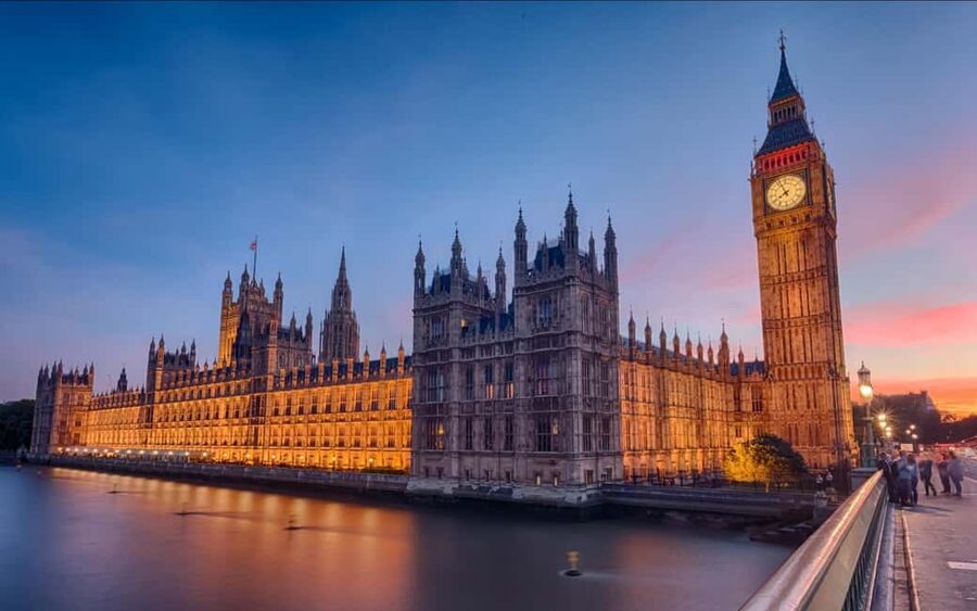 London: Westminster Abbey & Optional Parliament Tour - Meeting at Dean’s Yard, then entering the abbey