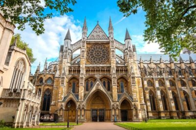 Westminster Abbey Priority Access & Guided City Tour
