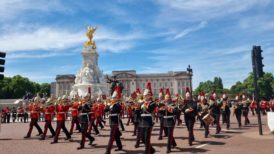 London: Westminster and Changing of the Guard Tour - Parliament Square, Big Ben, and the corridor of power