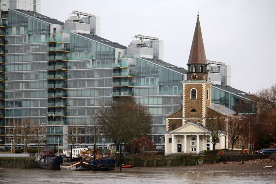 London: Westminster to Kew River Thames Cruise - Seating, commentary, and the onboard bar