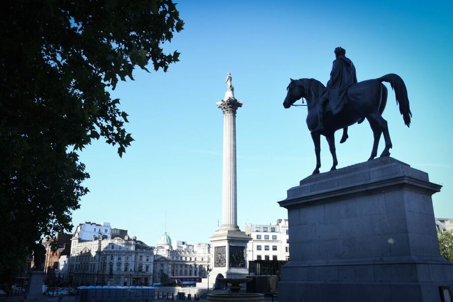 London: Westminster Tour and Churchill War Rooms Visit - Starting beside The Ritz and Green Park