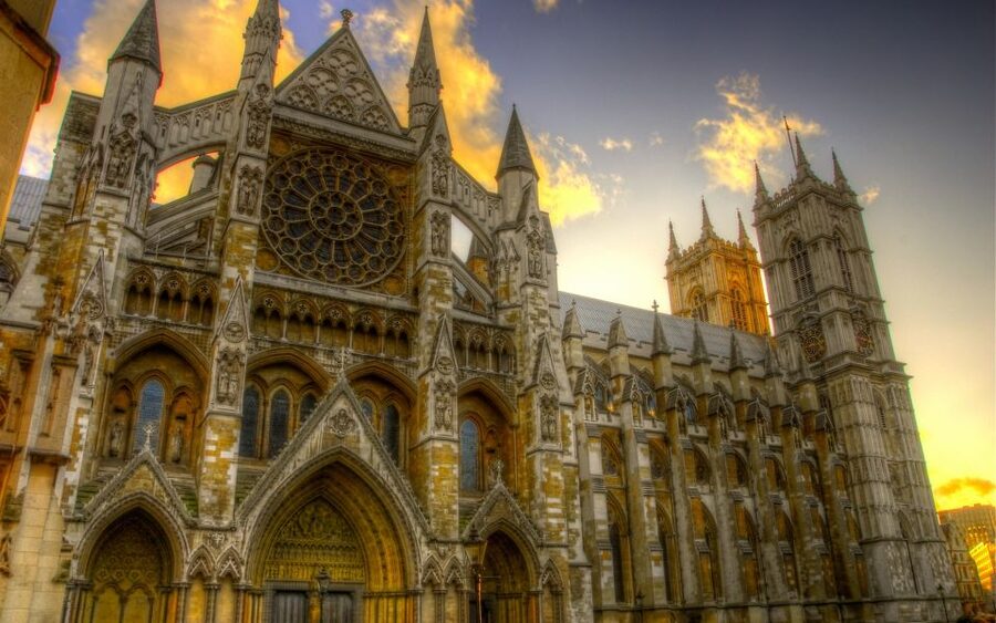 London: Westminster Walking Tour & Westminster Abbey Visit - Horse Guards Parade and Whitehall