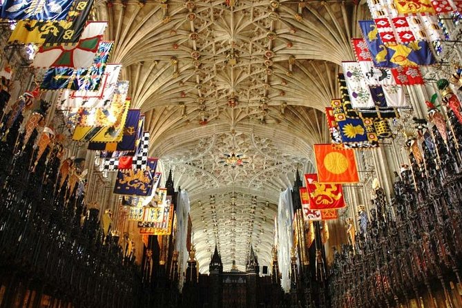 London, Windsor Castle, Hampton Court Palace with Free Snack Pack - Hampton Court Palace: Henry VIII’s enormous Tudor stage
