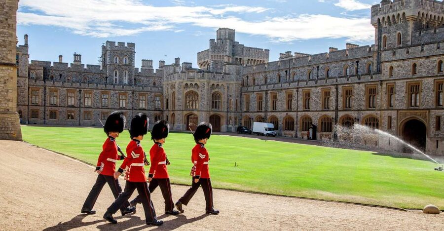 London: Windsor Castle, Stonehenge, and Bath Day Trip - Practical details that can save your day