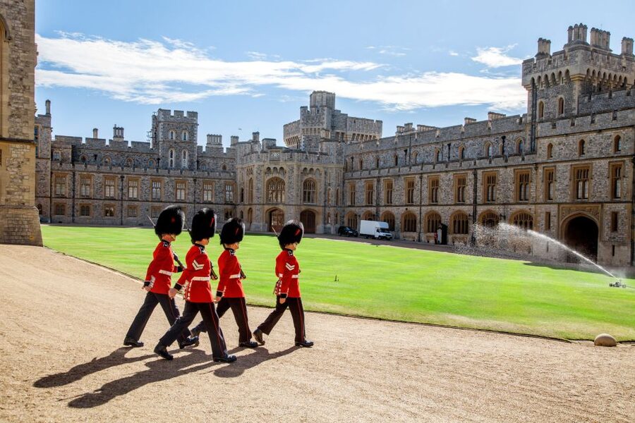 London: Windsor Castle, Stonehenge, and Bath Day Trip - Windsor Castle: royal rooms and St. George’s Chapel