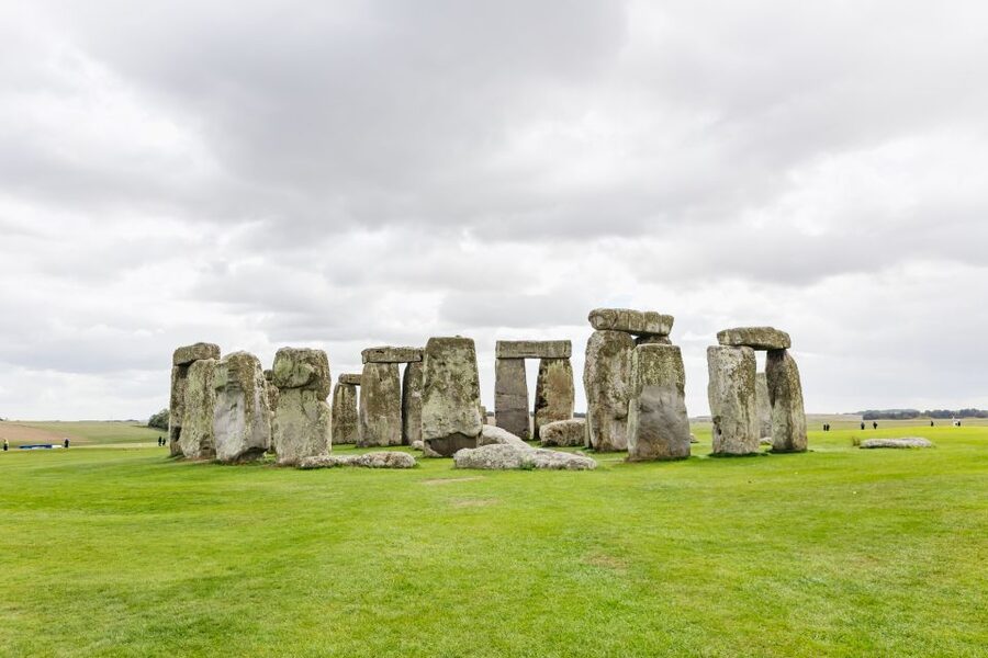 London: Windsor Castle, Stonehenge & Bath Full-Day Tour - Who should book this day trip?