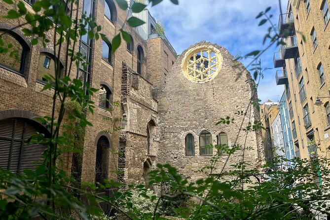 London Witches and History Walking Tour - A witch-themed walk through old Southwark