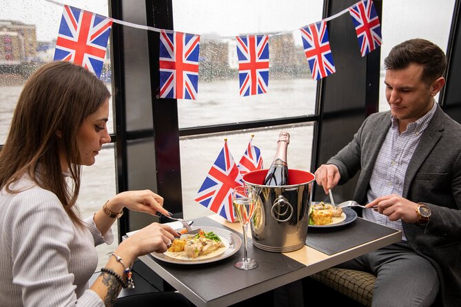 Lunch River Cruise on the Thames with 2-Course Meal - What the two-course lunch is really like