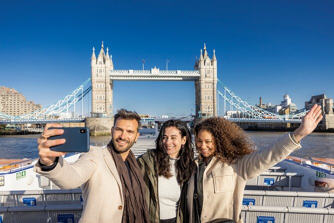Lunch River Cruise on the Thames with 2-Course Meal - Vegetarian meals and dietary requests