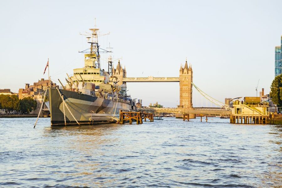 Magical London: Harry Potter Guided Walking Tour - Covent Garden, the Sherlock Holmes pub, and Muggle London