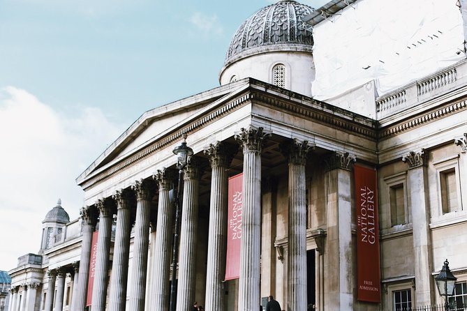 National Gallery of London Museum Tour Semi-Private 8ppl Max - Meeting at Trafalgar Square and entering through the Sainsbury Wing