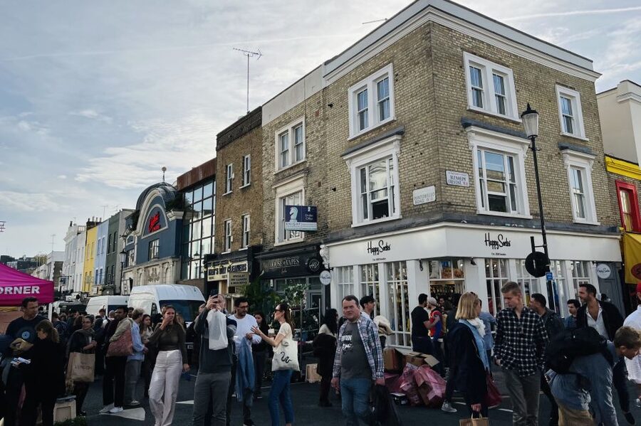 Notting Hill Walk Celebrities and Film Locations- London - Portobello Road and the neighborhood’s first chapter