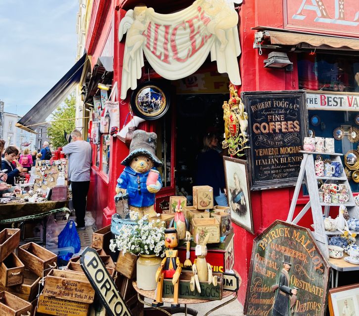Notting Hill Walk Celebrities and Film Locations- London - Starting across from the Sun in Splendour