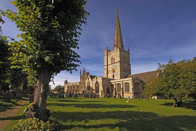 Oxford and Traditional Cotswolds Villages Small-Group Day Tour from London - Burford: a quick look at the Cotswolds gateway