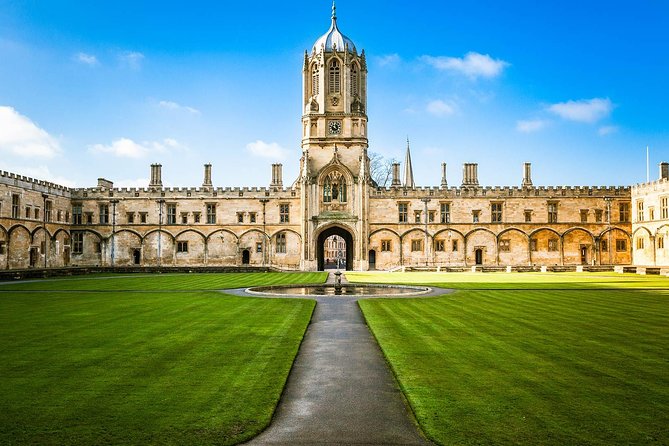 Oxford & Cambridge Universities Tour - What the guides add to the day