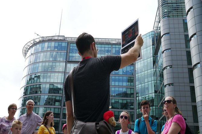 Paddington Bear Walking Tour - The walk to Little Venice changes the mood