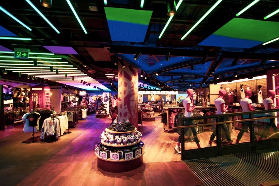 Picadilly Circus: Hard Rock Cafe Set Menu Lunch or Dinner - Getting Seated at Piccadilly Circus