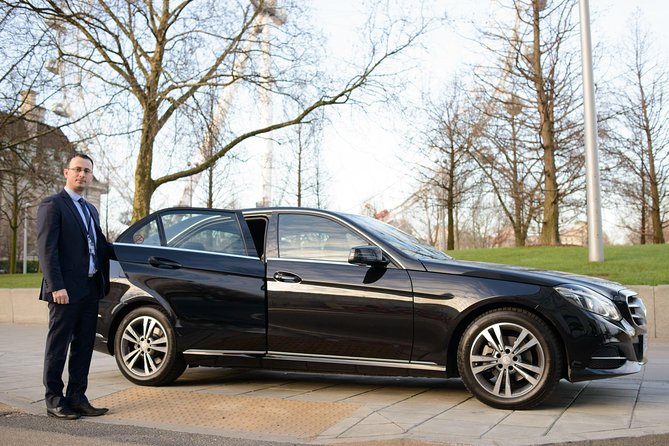 Private Arrival Transfer: Heathrow Airport to Central London - A calm start after Heathrow