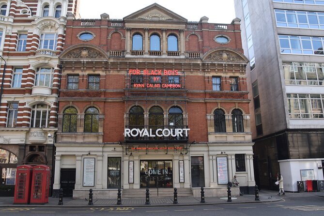 Private Beatles Taxi Tour of London - Marylebone Station and the old town hall