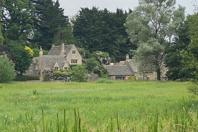 Private Cotswold Villages Day Tour see the beauty of the Villages - What the guide adds to the experience