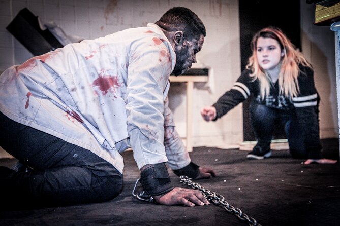 Private Escape Room with a Zombie in London - Arrive early at Bunker 51 in southeast London