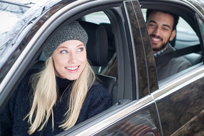 Private London Arrival Transfer - Airport to Hotel / Accommodation - Luggage is the main risk