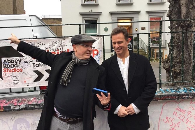 Private London Beatlemania Tour in an Iconic Black Cab - Mayfair addresses and Beatles secrets