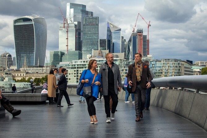 Private London Day Tour with a Local: Custom Highlights & Gems - Westminster and Big Ben: the classic London opening