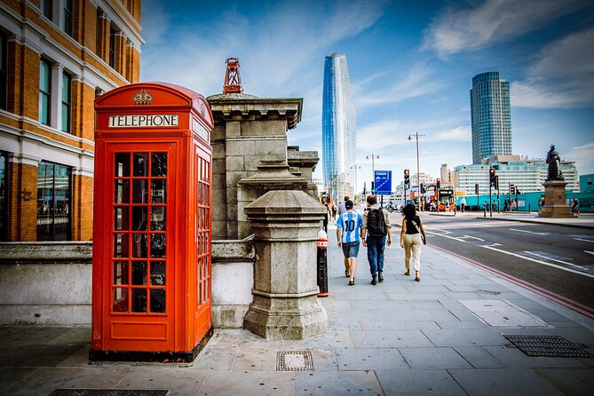 Private London Tour with a Local: Custom Highlights & Hidden Gems - Westminster and the famous clock tower