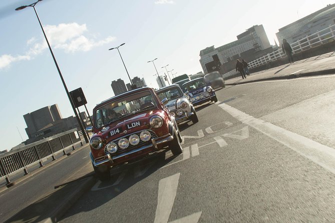 Private Panoramic Tour of London in a Classic Car - Guides, stories, and the value of a private format