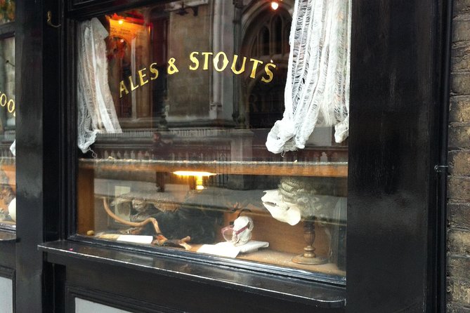 Private Tour of London's Historic Pubs - Why the pub interiors matter