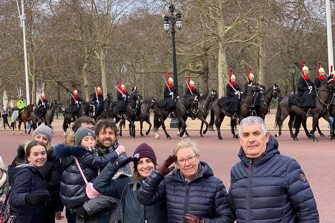 Private Tour: Traditional Black Cab Tour of London's Hidden Treasures - Key points to know before booking