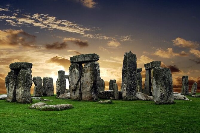 Private Windsor Castle and Stonehenge Day Tour - Who will get the most from this tour