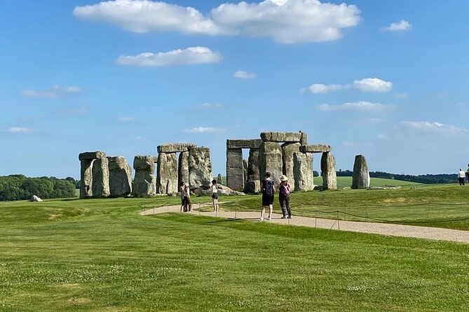 Private Windsor Castle and Stonehenge Day Tour - Should you book this private Stonehenge and Windsor day?