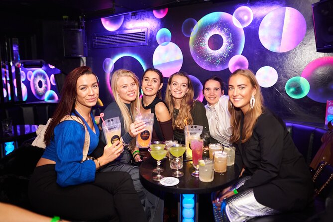 Pub Crawl of Central London - Free shots, discounts, and the real value