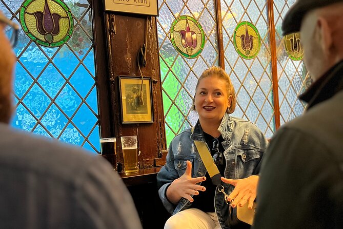 Royal Historic Pubs Walking Guided Tour in London - Four historic pubs, with drinks bought as you go