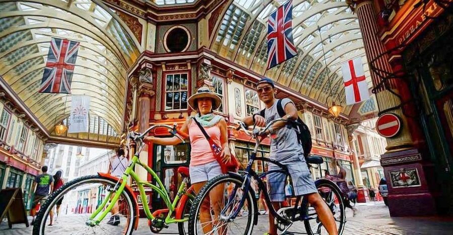 Secret London Tour by Bike - Bikes, pace, and group feel