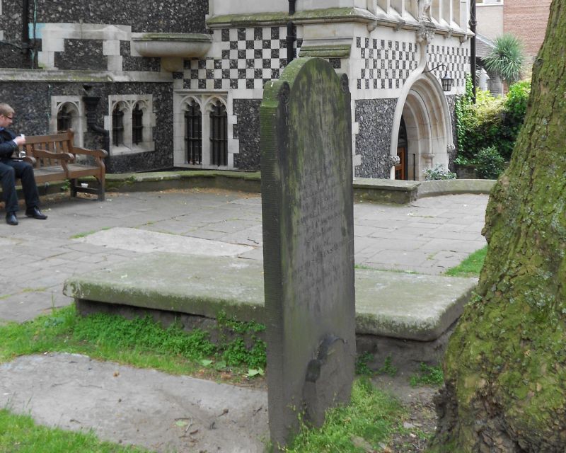 Secret Old London Walking Tour - St Bartholomew the Great, a medieval survivor
