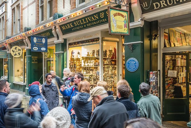 Secret Walking Tour of Central London - Covent Garden beyond the market crowds