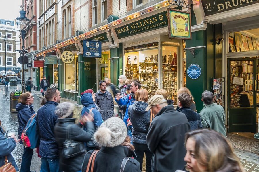 Secrets of London Walking Tour - Superstition, a royal ceremony, and Wellington’s nose