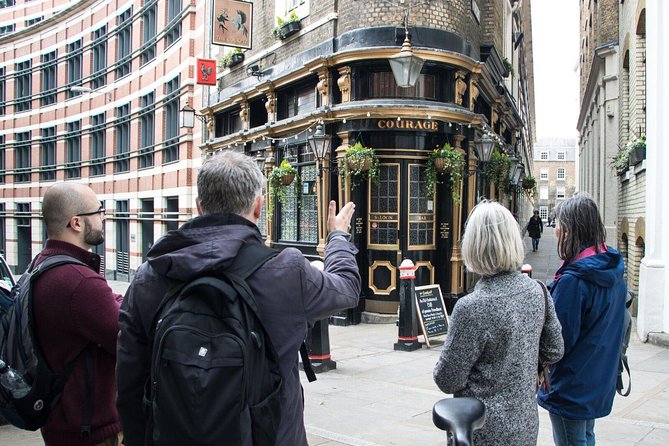 Shakespeare in the City Walk - In Shakespeare's footsteps North of the Thames - The strange monument on Queen Victoria Street