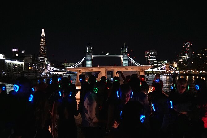 Silent Disco London Thames Boat Party - The bar, toilets, and drinking culture