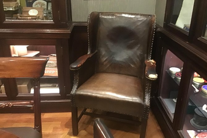 Sir Winston Churchill Private Walking Tour & War Rooms - Entering the preserved Churchill War Rooms