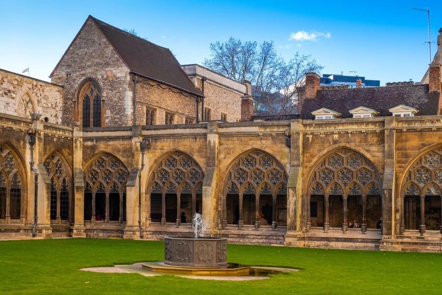Skip-the-Line London Westminster Abbey Guided Tour in German - A short Abbey shop break