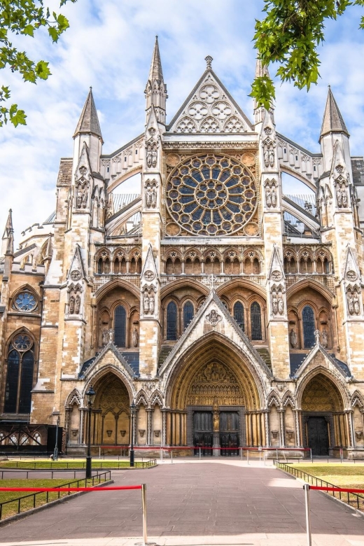 Skip-the-Line London Westminster Abbey Guided Tour in German - Inside Westminster Abbey for 105 minutes