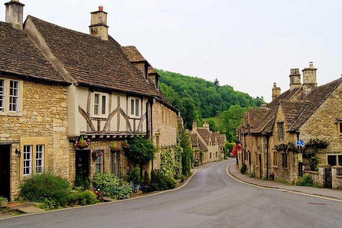 Small Group Cotswolds Village, Stonehenge and Bath Tour from London - Who should book this day trip