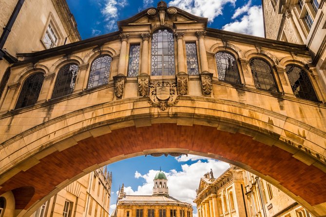 Small Group Cotswolds Villages, Stratford and Oxford Day Tour from London - Who should book this tour