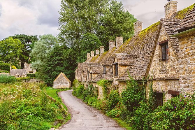 Small Group Cotswolds Villages, Stratford and Oxford Day Tour from London - The Cotswolds by minicoach and country lane